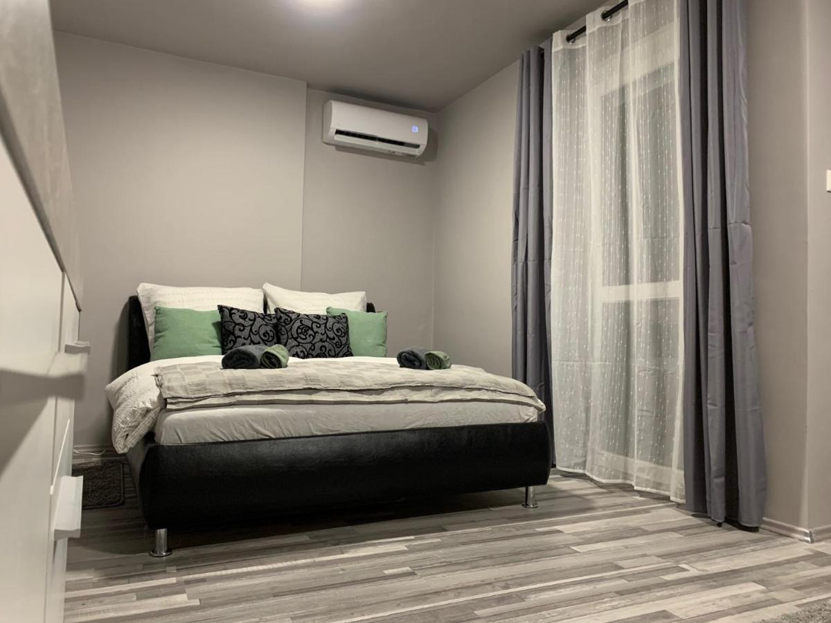 Forint Apartmanok Мисколк Екстериор снимка